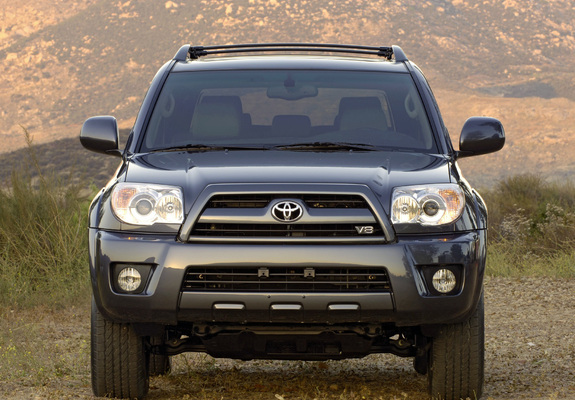 Images of Toyota 4Runner 2005–09