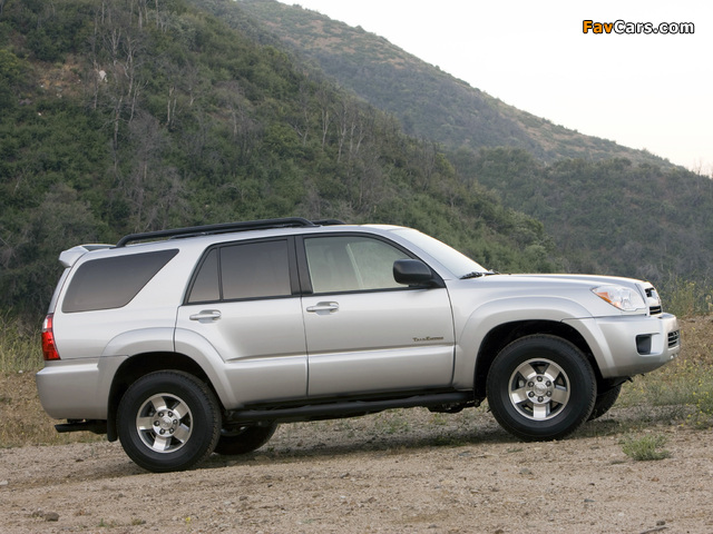 Images of Toyota 4Runner Trail 2005–09 (640 x 480)