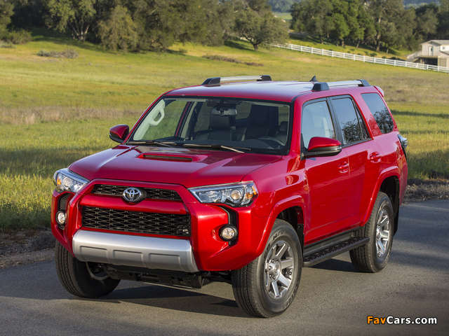 Images of Toyota 4Runner 2013 (640 x 480)