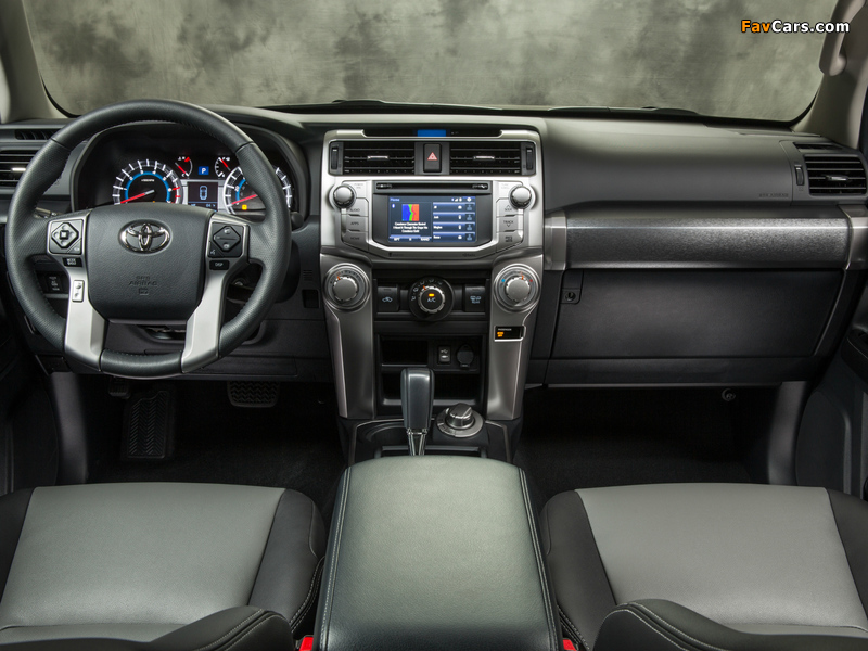Images of Toyota 4Runner SR5 2013 (800 x 600)
