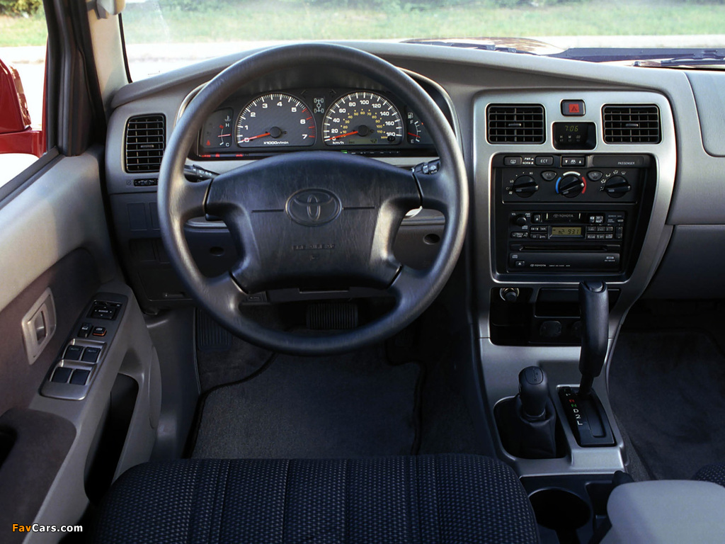 Photos of Toyota 4Runner 1999–2002 (1024 x 768)