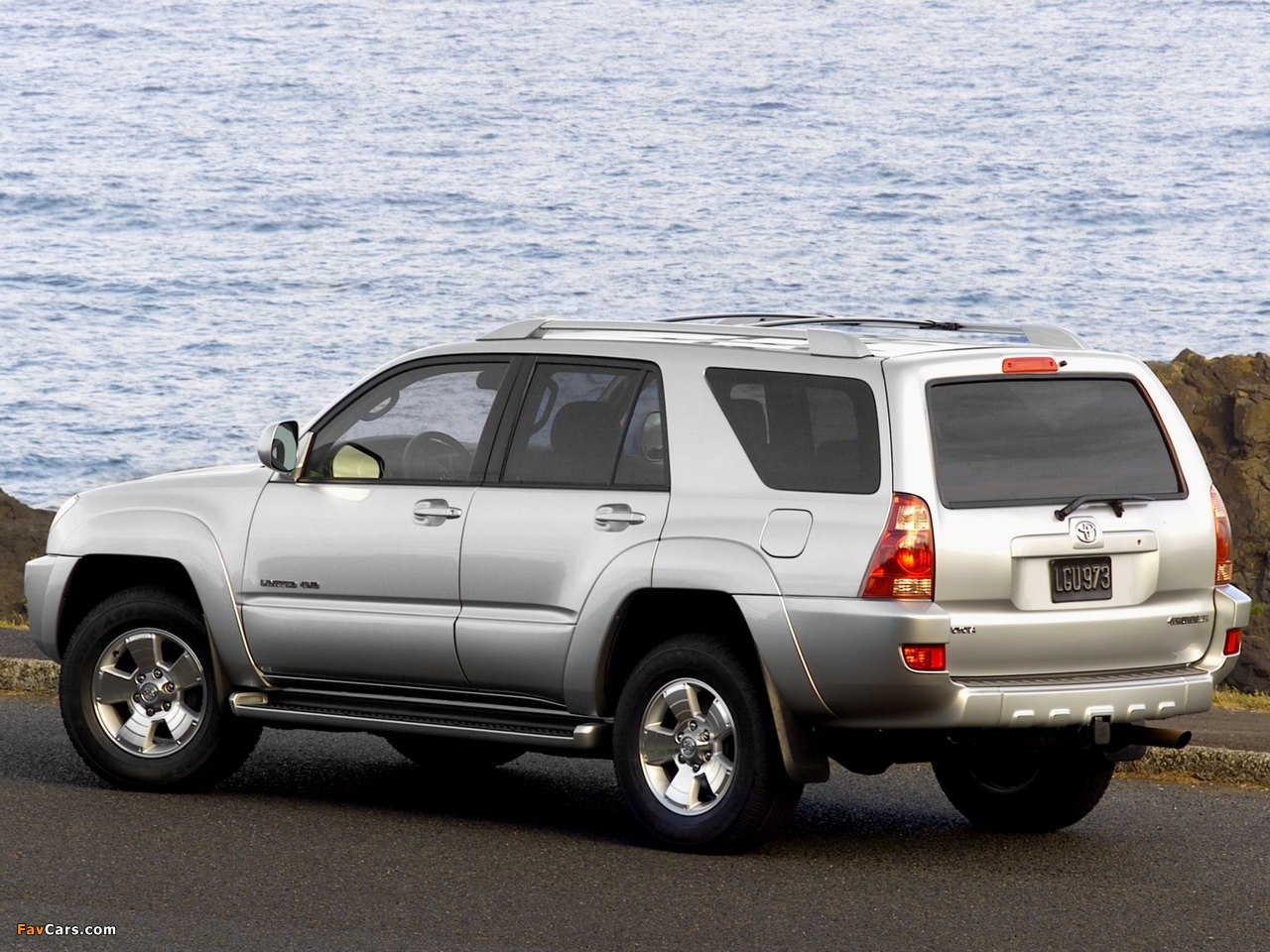 Photos of Toyota 4Runner Limited 2003–05 (1280 x 960)