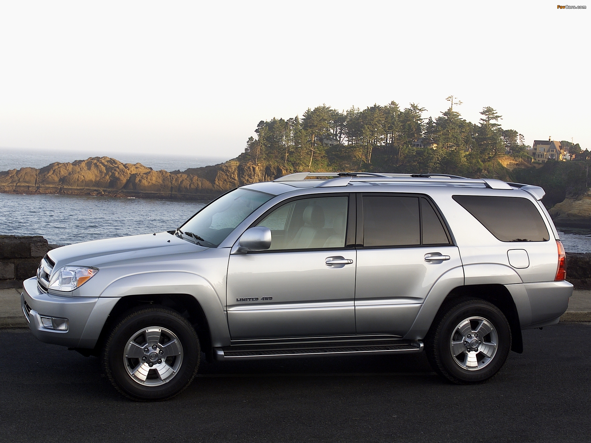 Photos of Toyota 4Runner Limited 2003–05 (2048 x 1536)