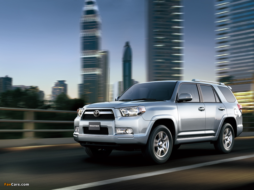 Photos of Toyota 4Runner Limited CN-spec 2009–13 (1024 x 768)