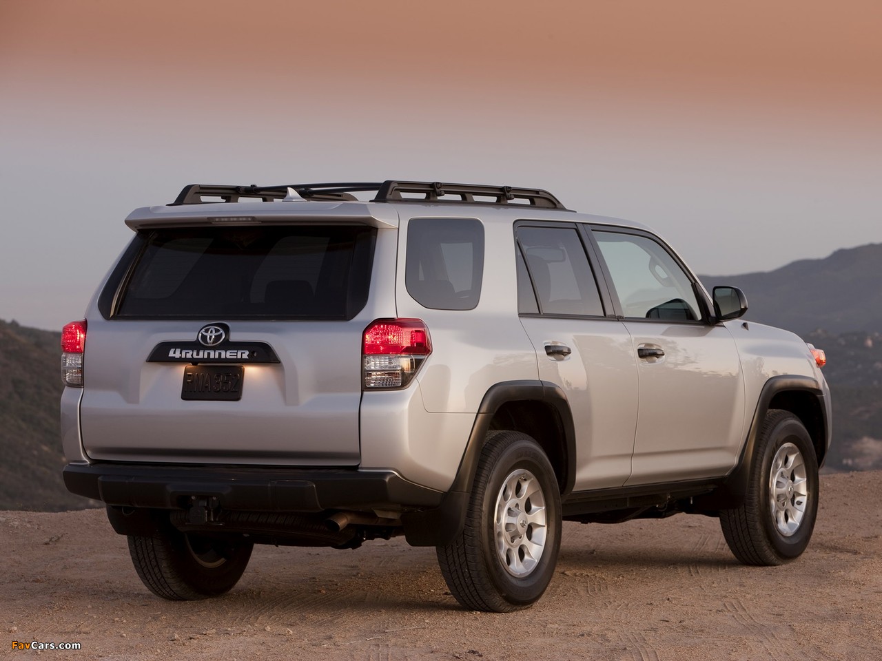 Photos of Toyota 4Runner Trail 2009 (1280 x 960)