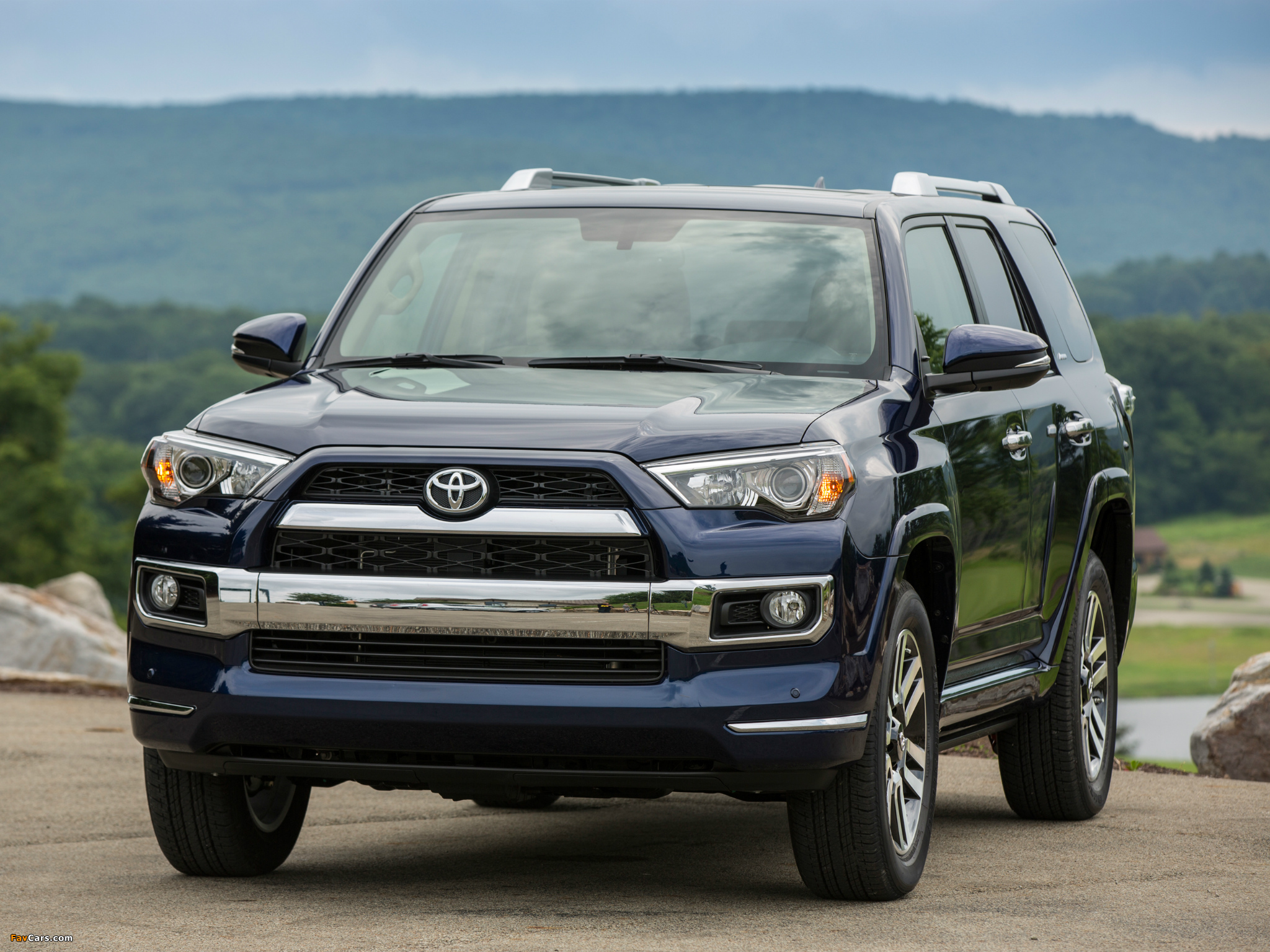 Photos of Toyota 4Runner Limited 2013 (2048 x 1536)