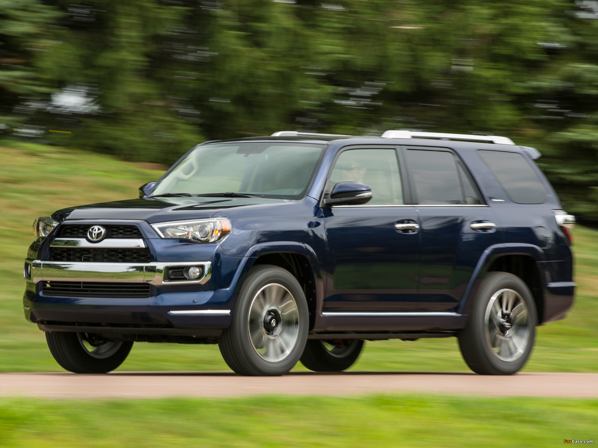 Photos of Toyota 4Runner Limited 2013 (2048 x 1536)