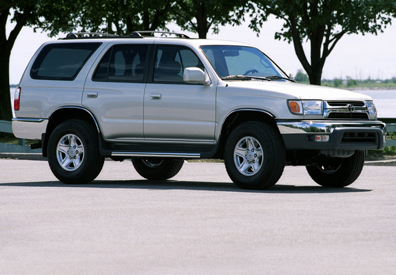 Pictures of Toyota 4Runner 1999–2002
