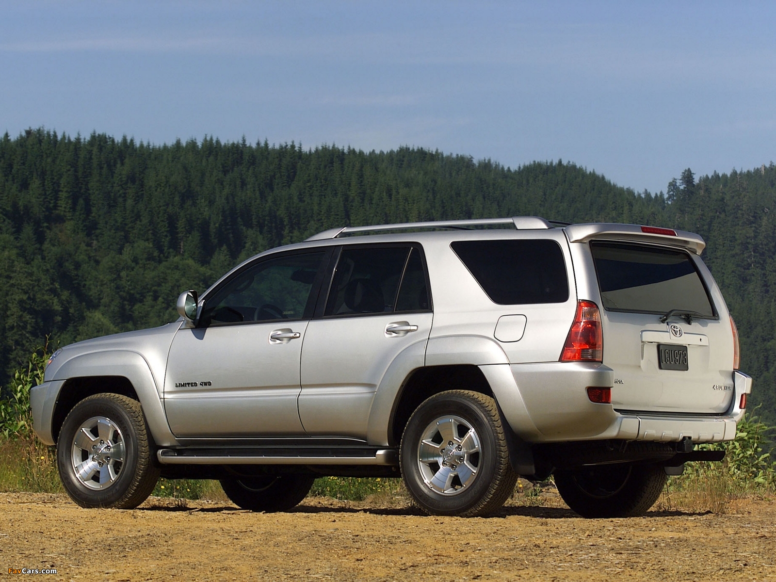 Pictures of Toyota 4Runner Limited 2003–05 (1600 x 1200)