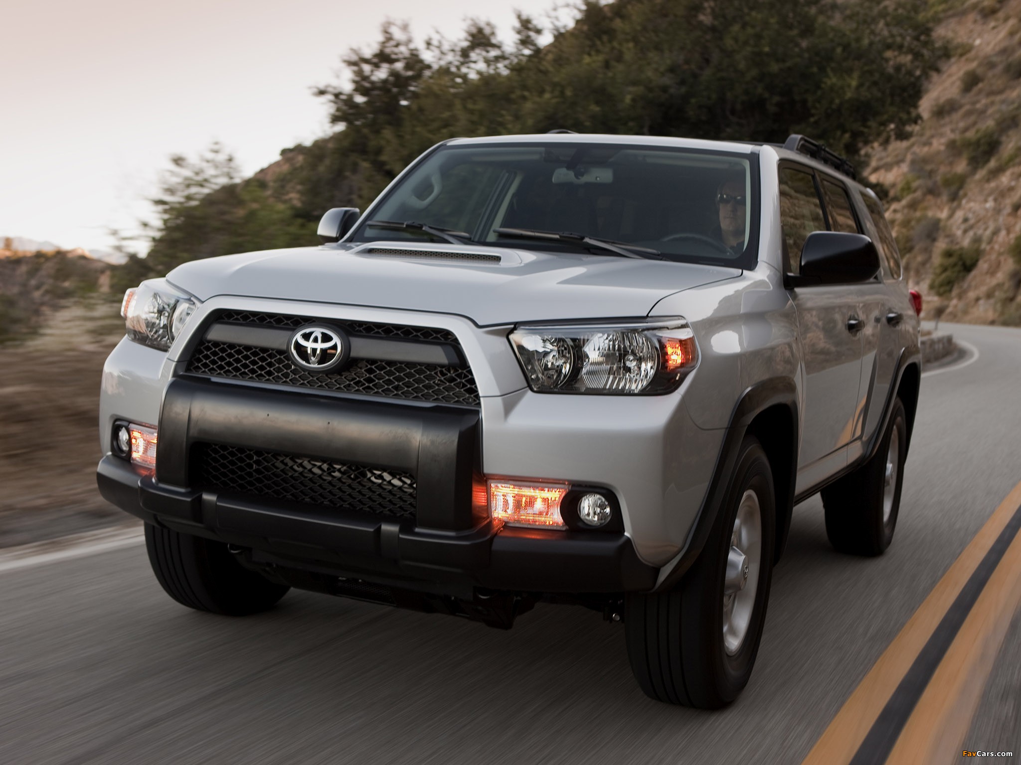 Pictures of Toyota 4Runner Trail 2009 (2048 x 1536)