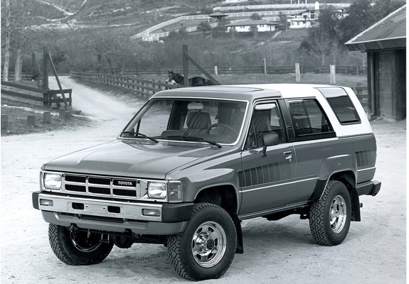 Toyota 4Runner 1984–86 photos