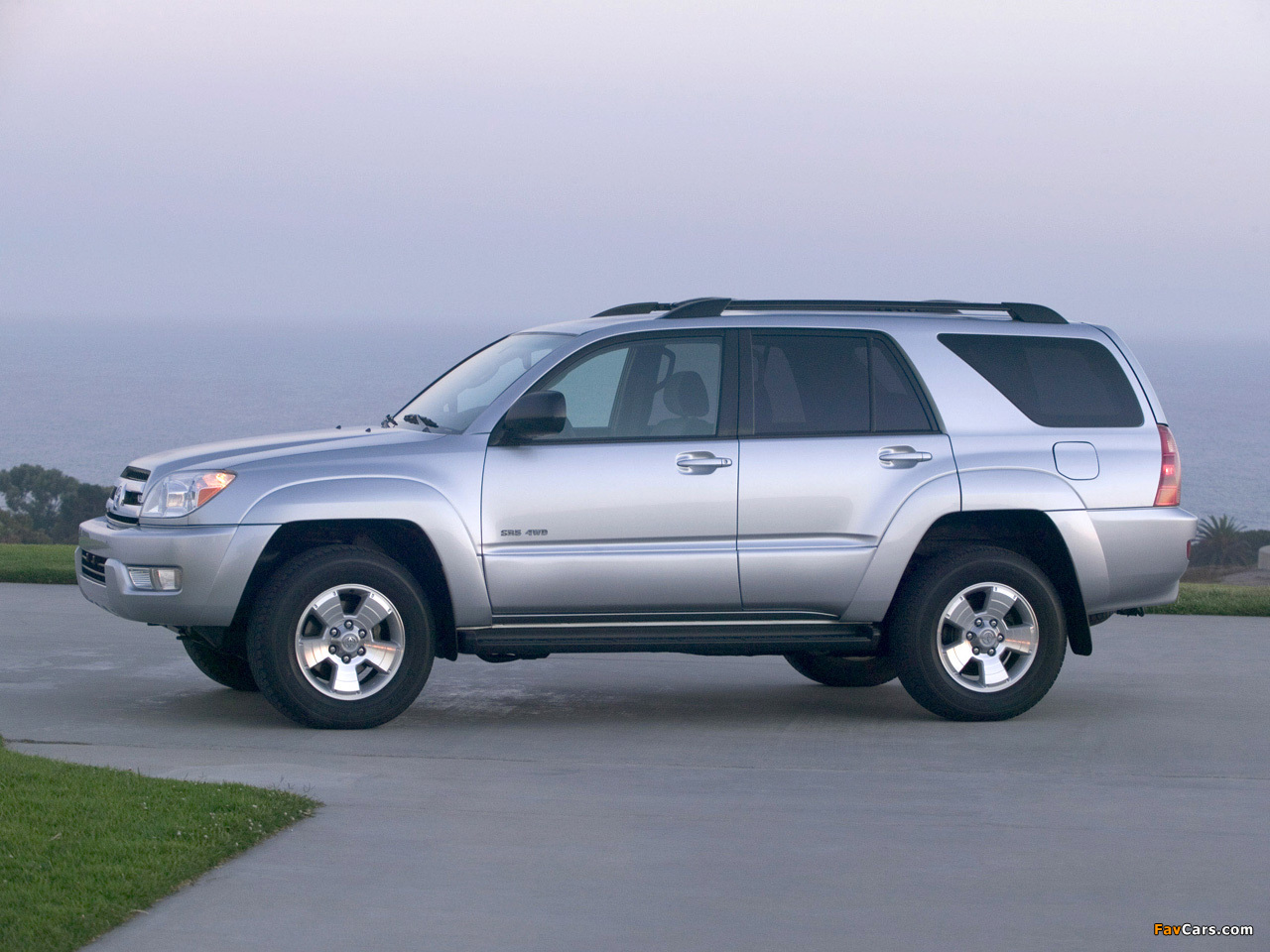 Toyota 4Runner Limited 2003–05 images (1280 x 960)