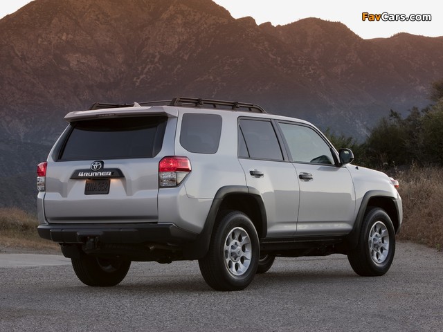 Toyota 4Runner Trail 2009 images (640 x 480)