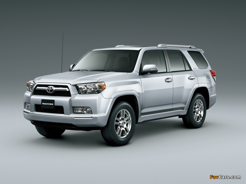 Toyota 4Runner Limited CN-spec 2009–13 photos (800 x 600)