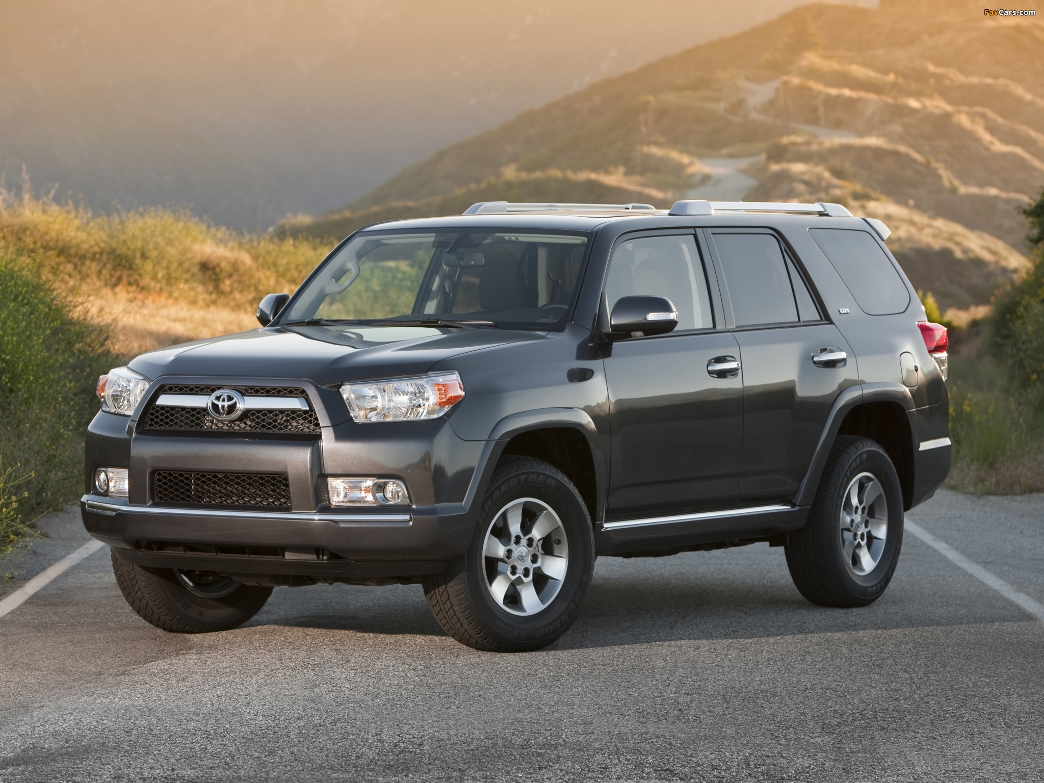 Toyota 4Runner SR5 2009 pictures (2048 x 1536)