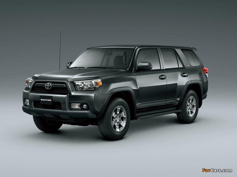 Toyota 4Runner SR5 CN-spec 2009–13 pictures (800 x 600)