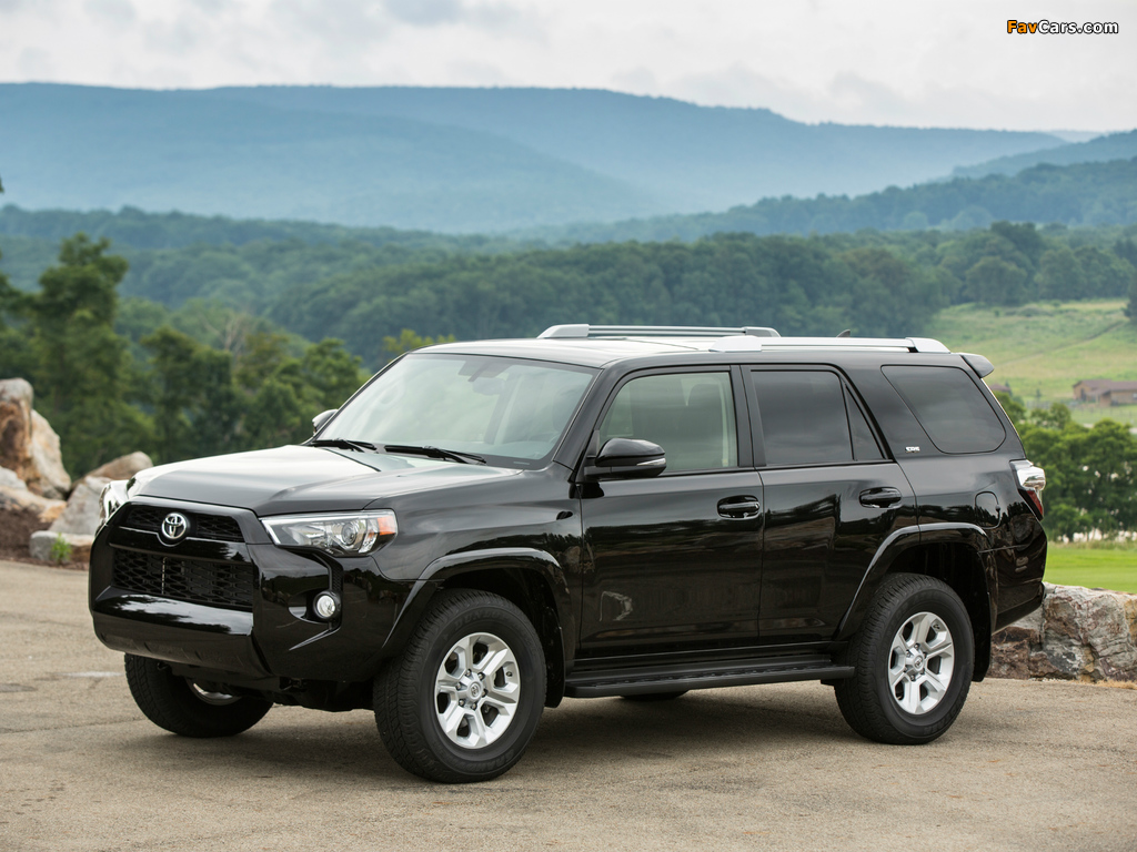 Toyota 4Runner SR5 2013 photos (1024 x 768)