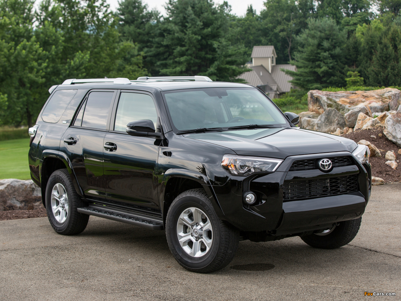 Toyota 4Runner SR5 2013 photos (1280 x 960)