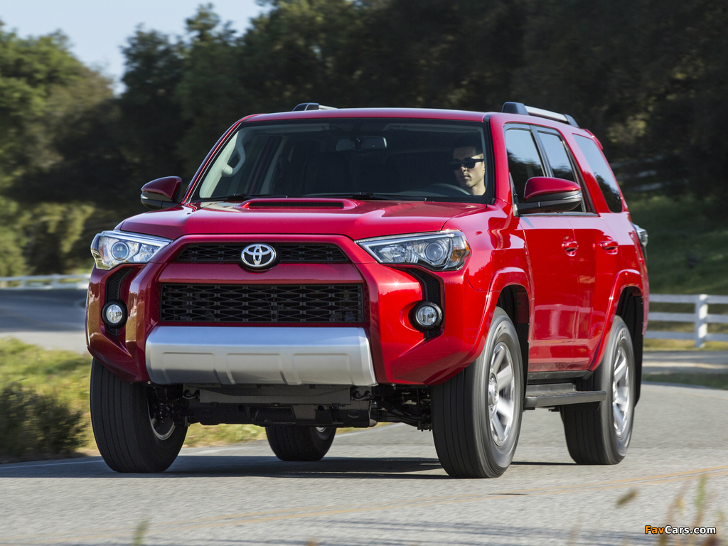 Toyota 4Runner 2013 photos (1024 x 768)