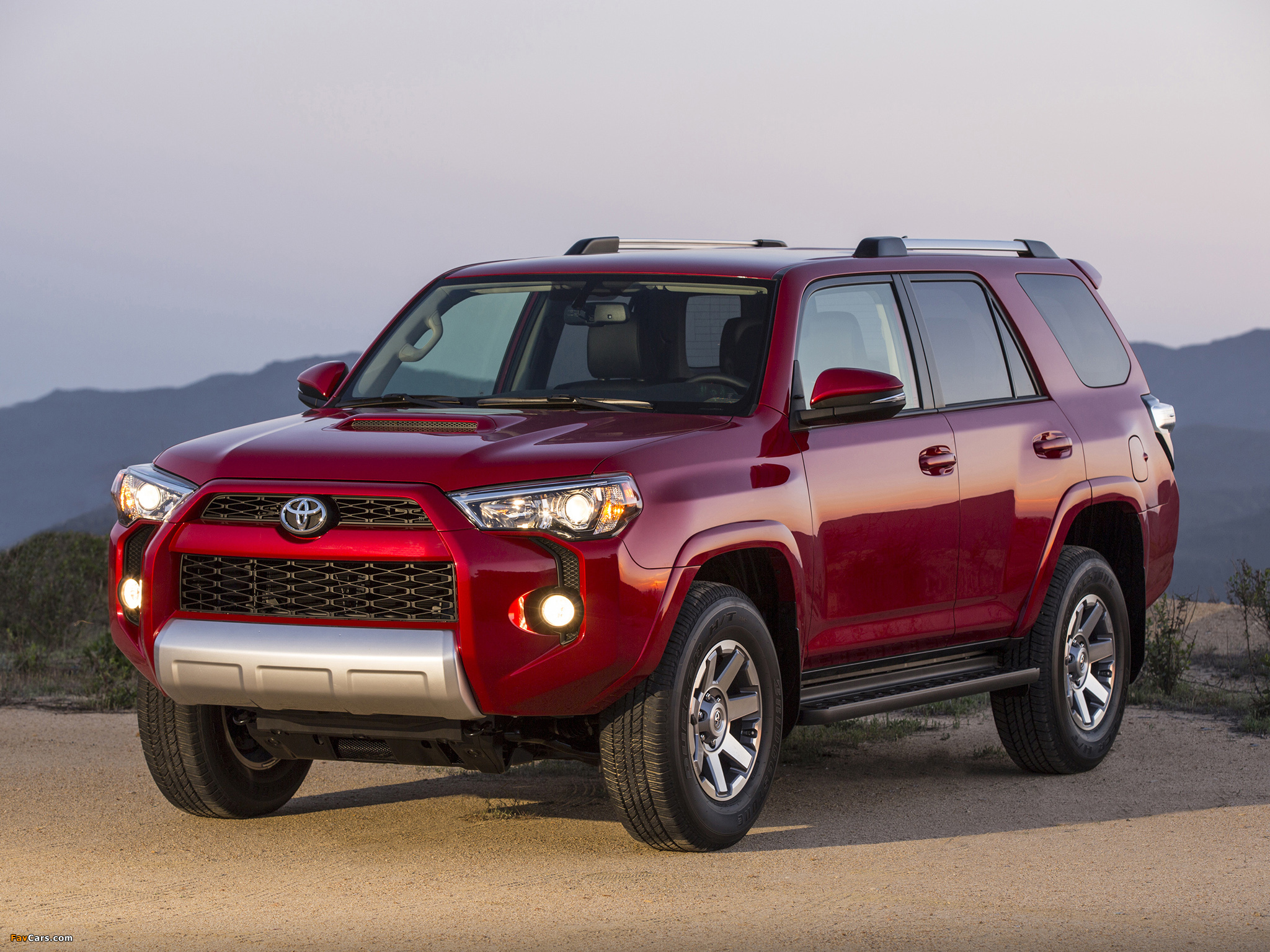 Toyota 4Runner 2013 pictures (2048 x 1536)