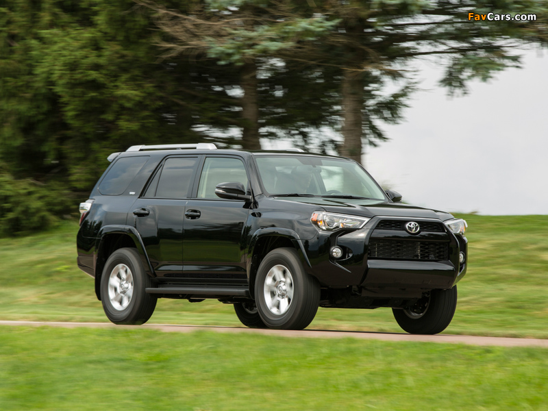 Toyota 4Runner SR5 2013 pictures (800 x 600)