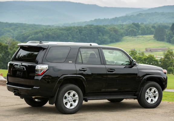 Toyota 4Runner SR5 2013 wallpapers