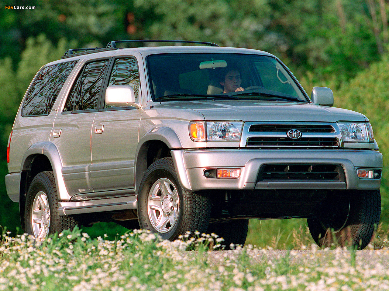 Toyota 4Runner 1999–2002 wallpapers (1280 x 960)