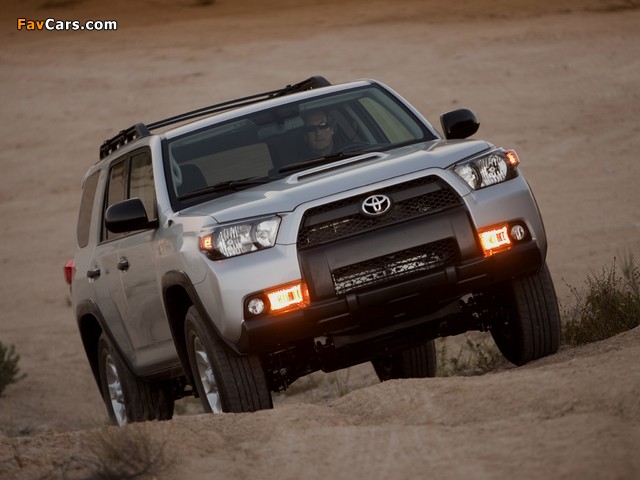 Toyota 4Runner Trail 2009 wallpapers (640 x 480)