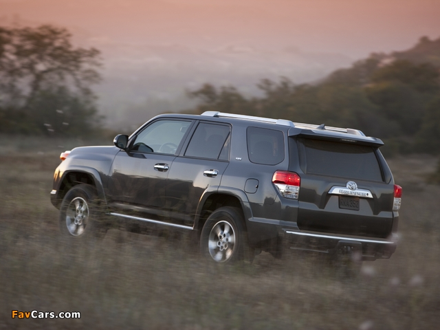 Toyota 4Runner SR5 2009 wallpapers (640 x 480)