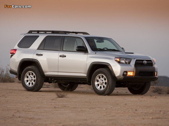 Toyota 4Runner Trail 2009 wallpapers (640 x 480)