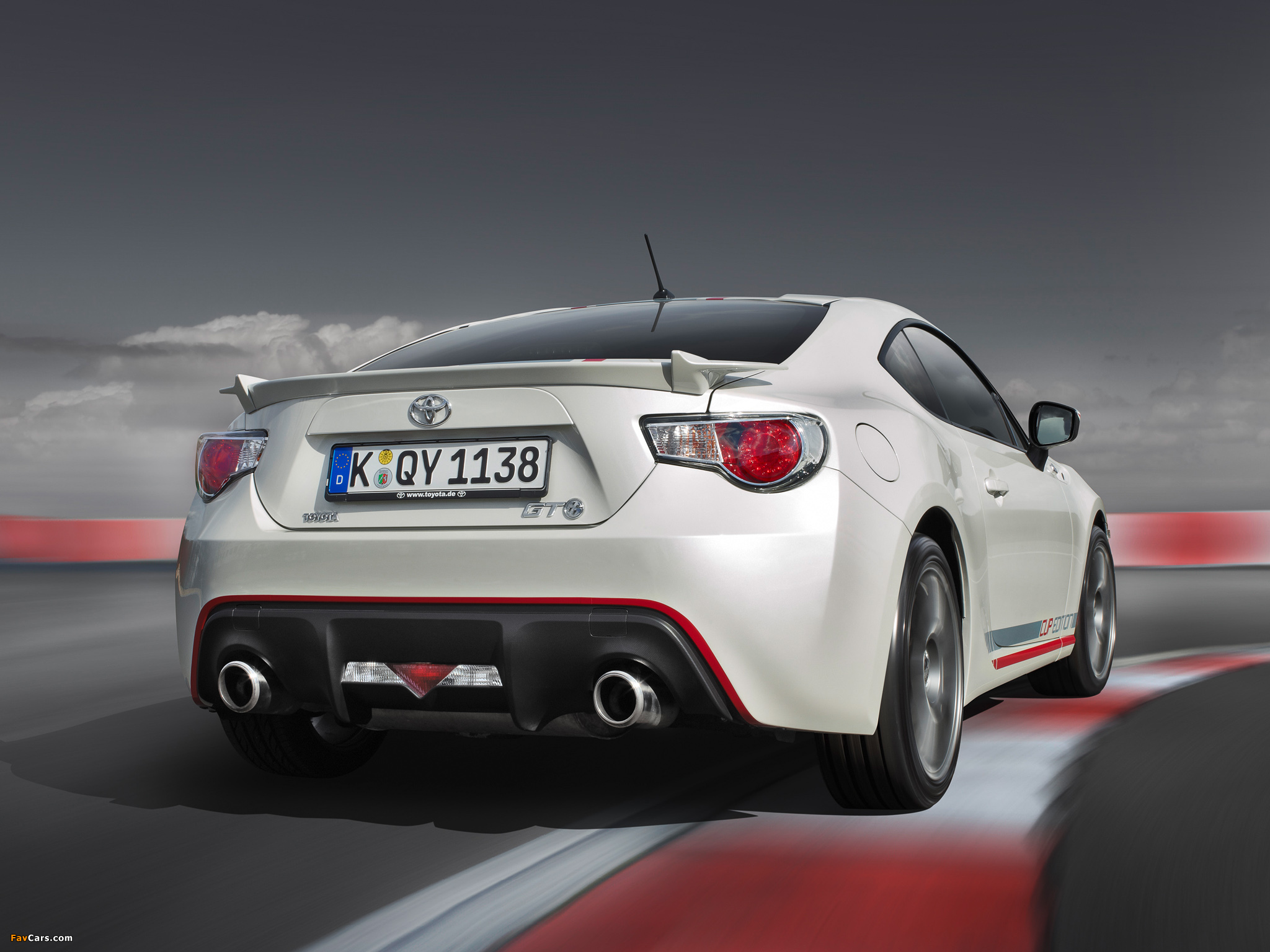 Images of Toyota GT 86 Cup Edition 2013 (2048 x 1536)