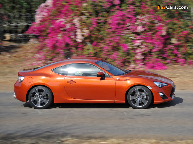 Photos of Toyota 86 GTS ZA-spec 2012 (640 x 480)