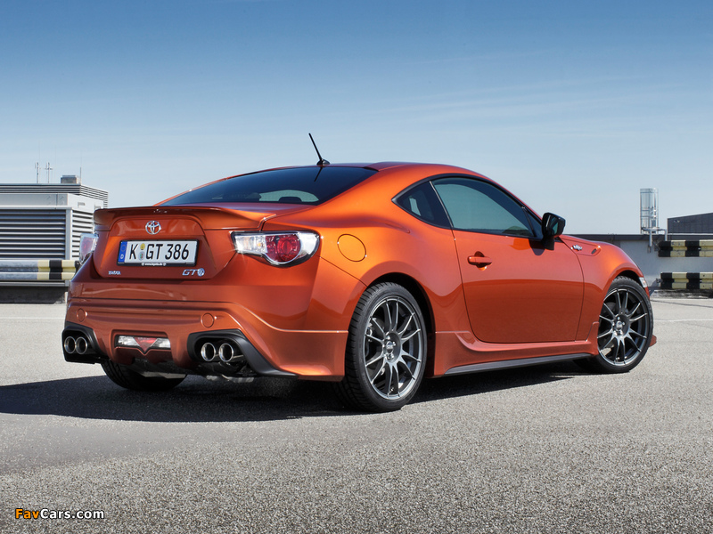 Pictures of TRD Toyota GT 86 2012 (800 x 600)