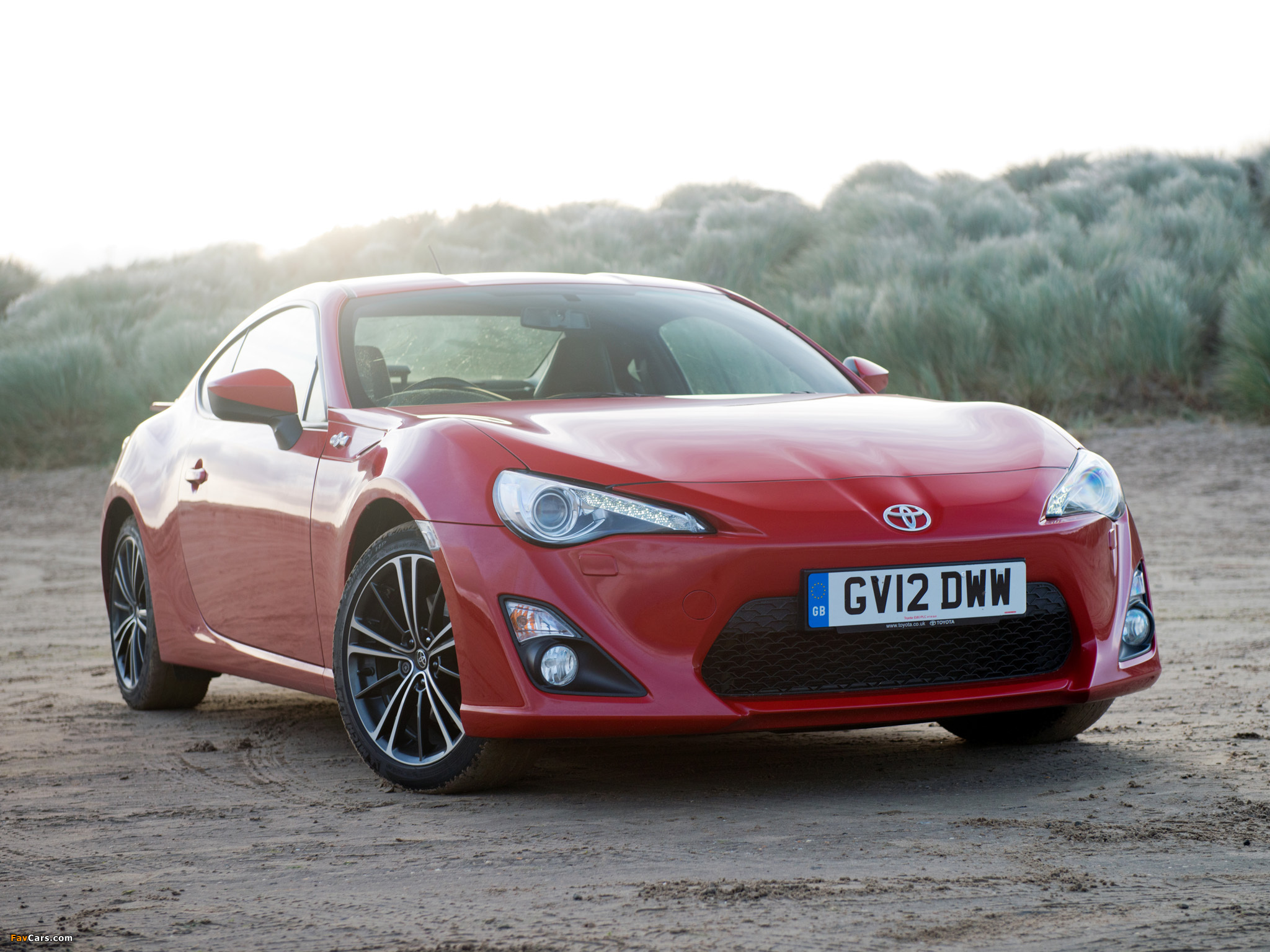 Pictures of Toyota GT 86 UK-spec 2012 (2048 x 1536)