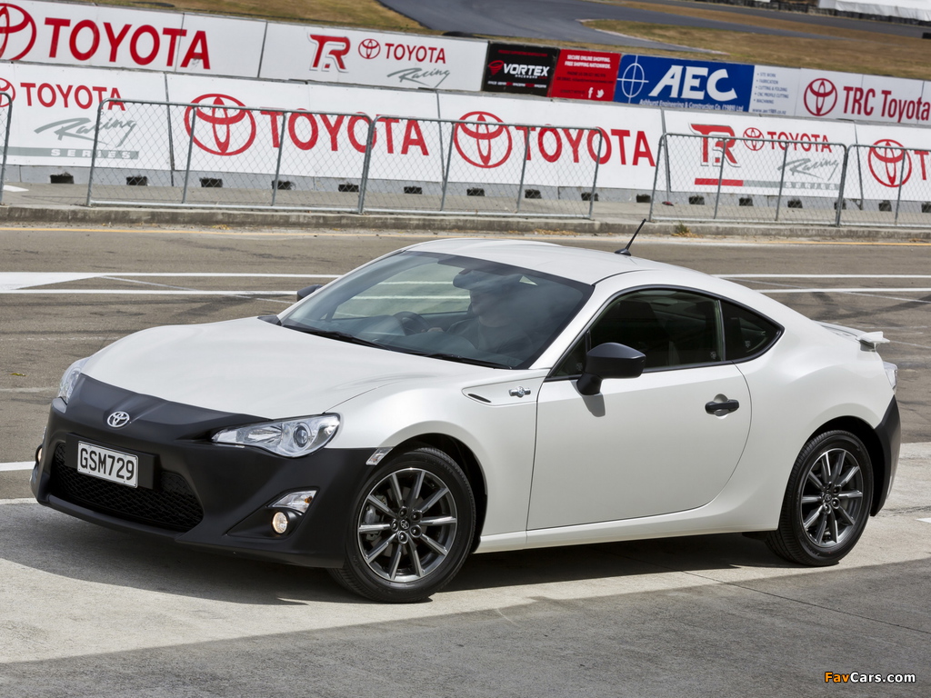 Pictures of Toyota 86 RC 2012 (1024 x 768)