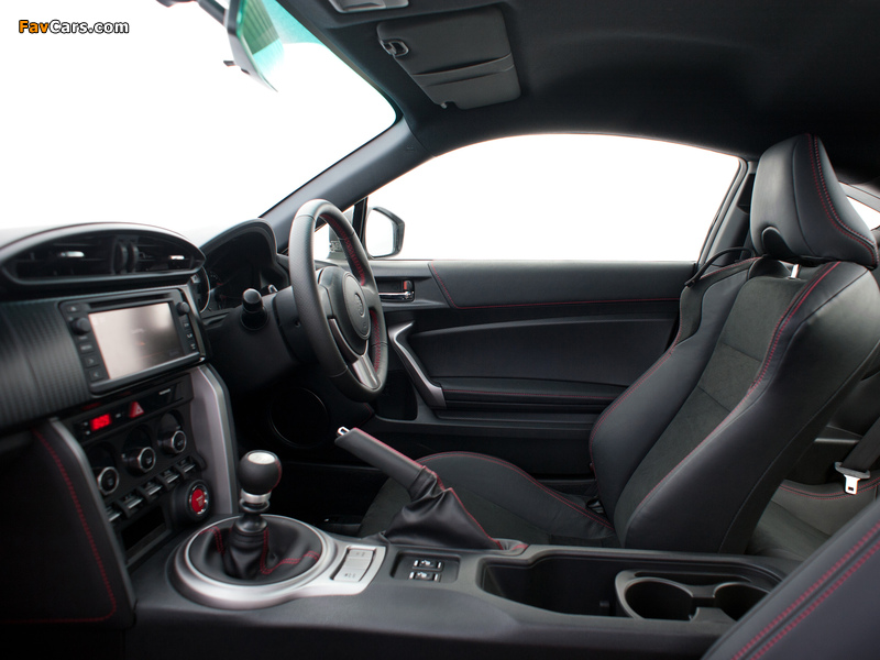 Pictures of TRD Toyota GT 86 UK-spec 2013 (800 x 600)