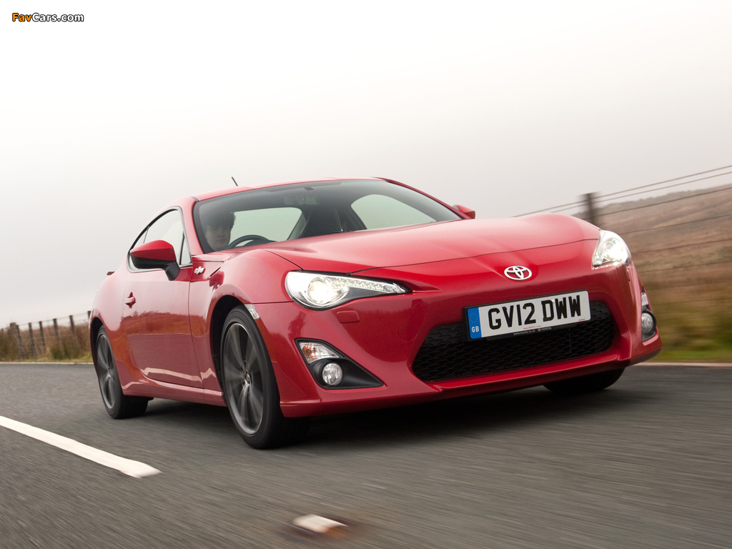 Toyota GT 86 UK-spec 2012 pictures (1024 x 768)