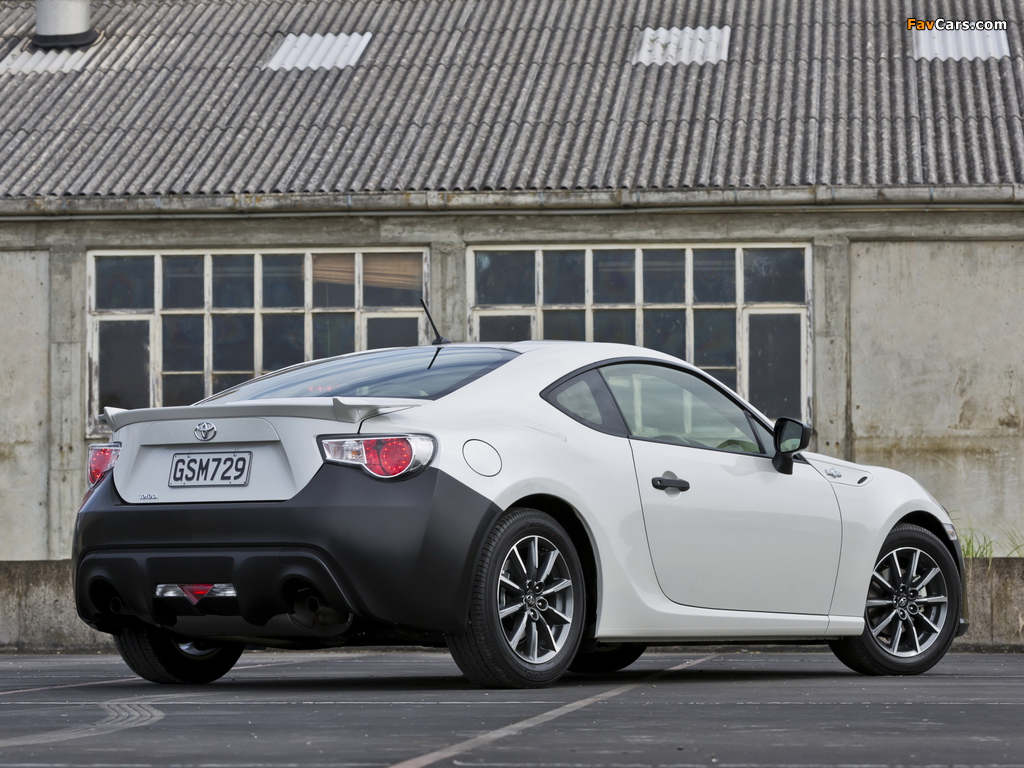 Toyota 86 RC 2012 pictures (1024 x 768)