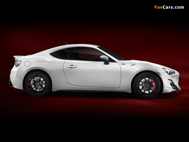 TRD Toyota GT 86 2012 wallpapers (640 x 480)