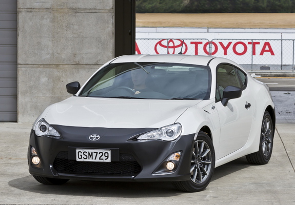 Toyota 86 RC 2012 wallpapers