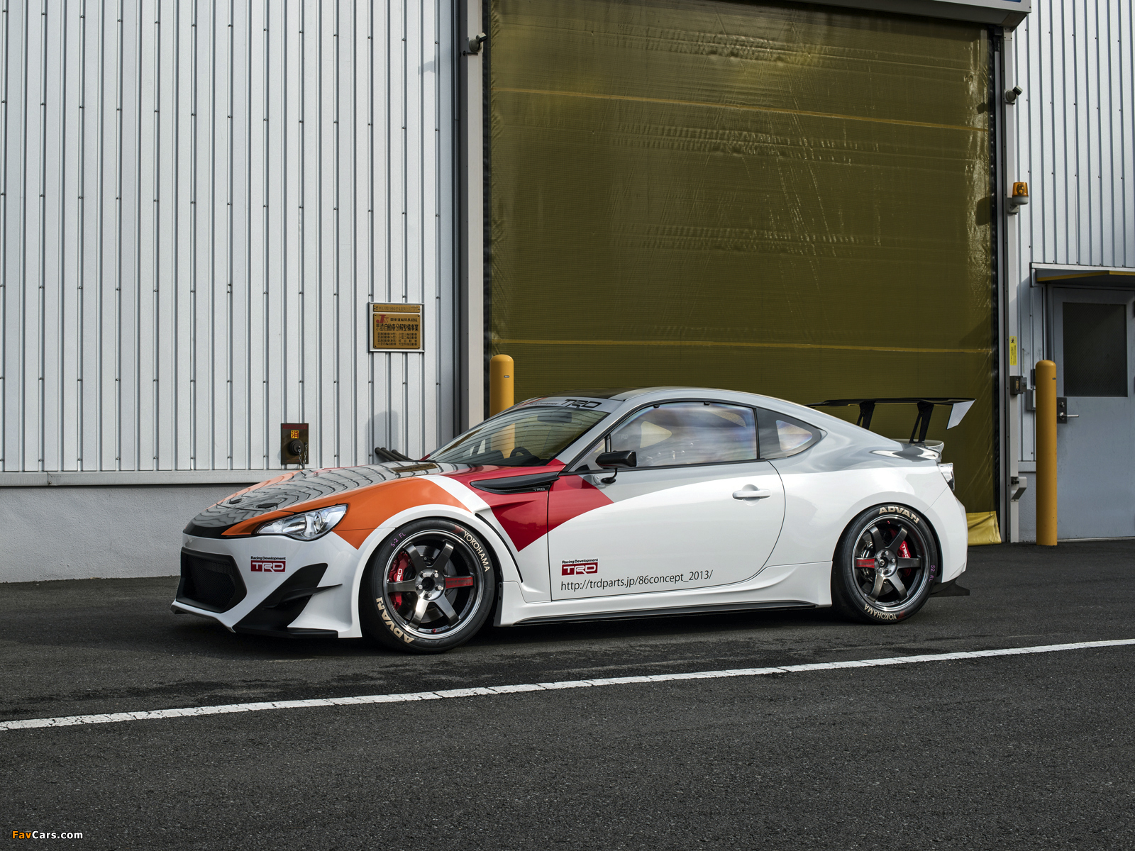 Toyota GT 86 TRD Griffon Concept 2013 wallpapers (1600 x 1200)