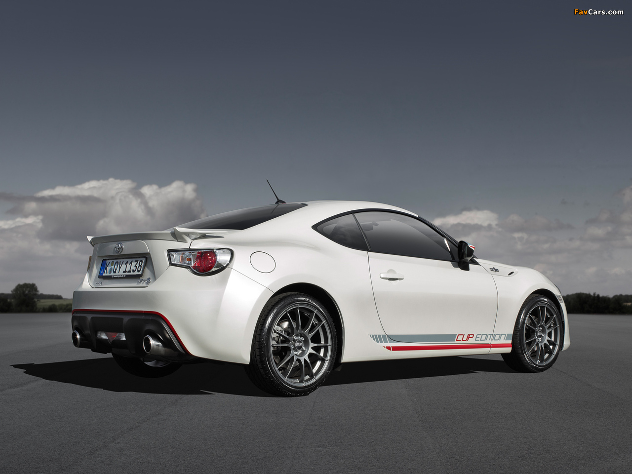 Toyota GT 86 Cup Edition 2013 wallpapers (1280 x 960)