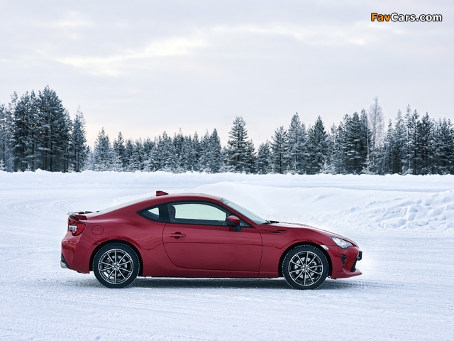 Toyota GT 86 Worldwide 2016 wallpapers (640 x 480)