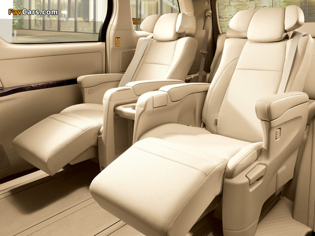 Images of Toyota Alphard Hybrid G L Package 4WD (ANH25W) 2011 (640 x 480)