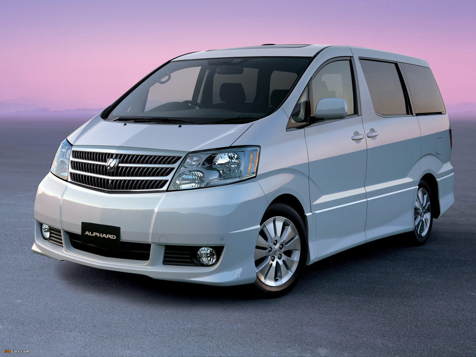 Pictures of Toyota Alphard (H10W) 2002–08 (1920 x 1440)