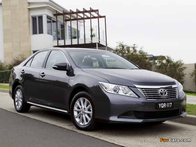 Images of Toyota Aurion AT-X (XV50) 2012 (640 x 480)