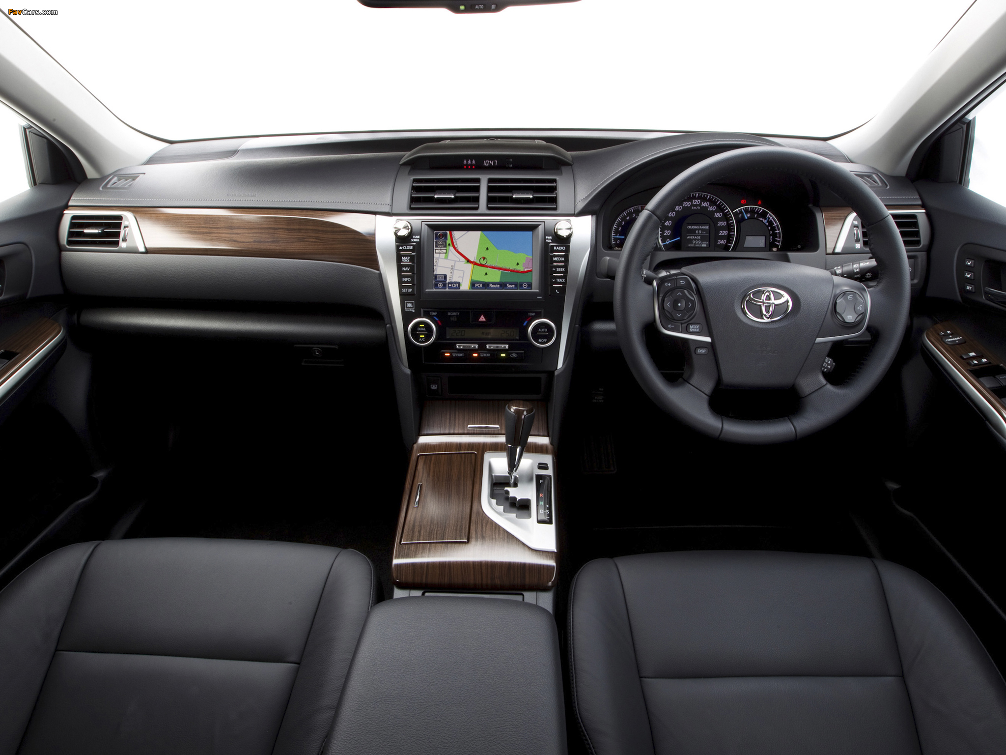 Images of Toyota Aurion Presara (XV50) 2012 (2048 x 1536)