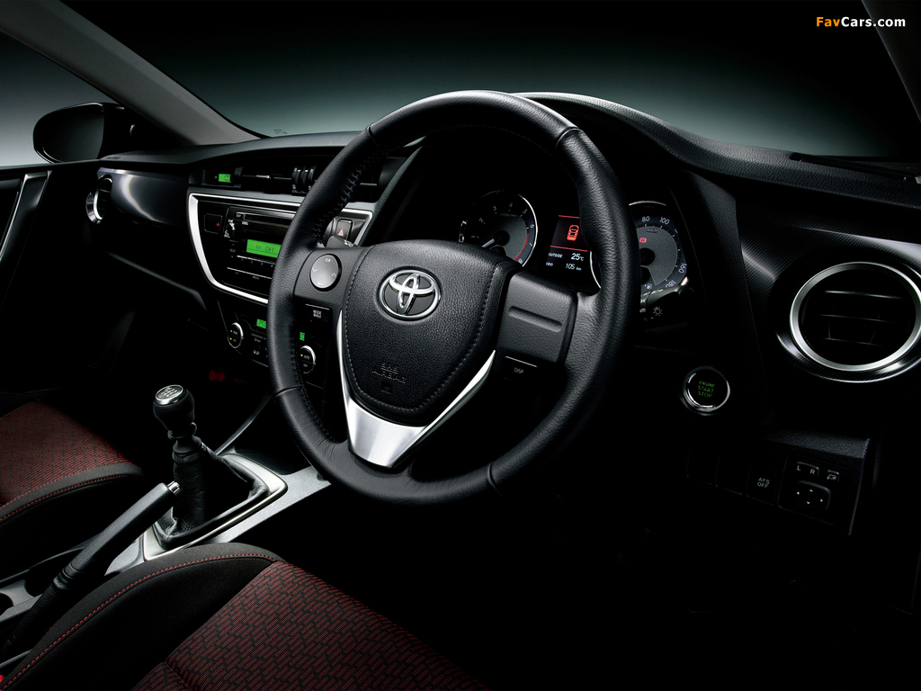 Images of Toyota Auris RS S Package JP-spec 2012 (1024 x 768)