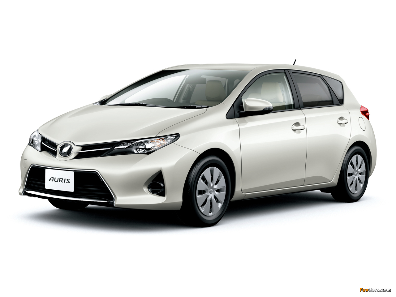 Images of Toyota Auris 180 G JP-spec 2012 (1280 x 960)