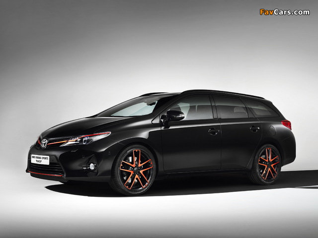 Images of Toyota Auris Touring Sports Black Concept 2013 (640 x 480)